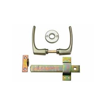 Tuindeursluiting verzinkt.