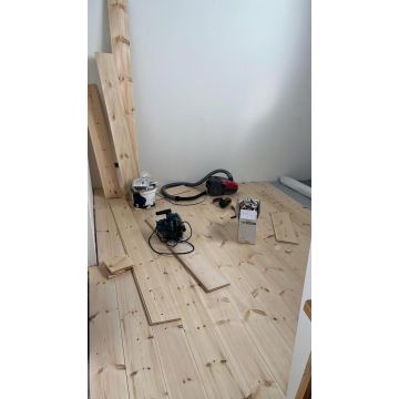 Noord Europees Grenen Vloerdeel 5 stuks a 1.8x18x210 cm. 1.92 m2 in pakket.