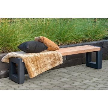 Berton@-Tuinbank Essen. Afmeting 200x40x45CM