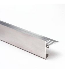 Daktrim Aluminium 4.5x4.5x250 cm. 
