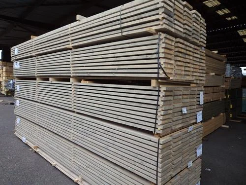 Grayed scaffolding wood. 3x19.5x500 cm. Per 50 pieces.***