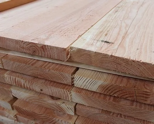 Scaffolding wood douglas. 3.2x20x300 cm. Per 50 pieces.