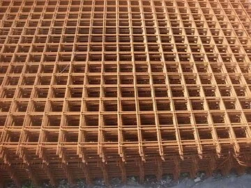 Betonstaalmat onbehandeld 10x10 cm - 200x300 cm.  Bruin.