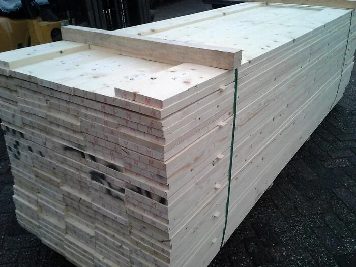 Scaffolding Timber NEW SCASSED 2.7X19.4x420 cm. per 50 pieces.***