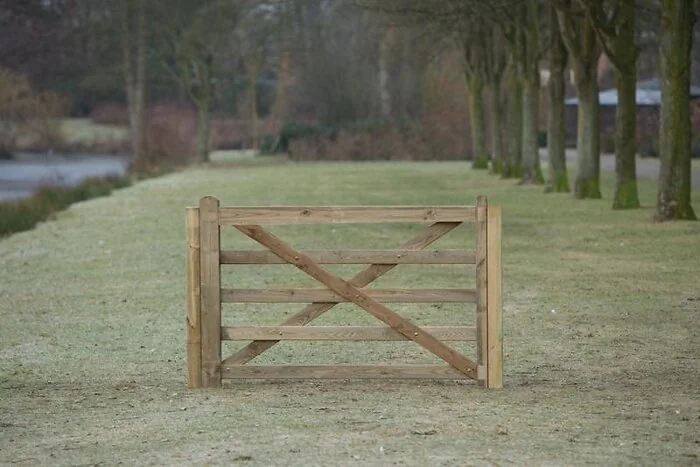 Rustic Entrance Gate H120xB180 cm. 
